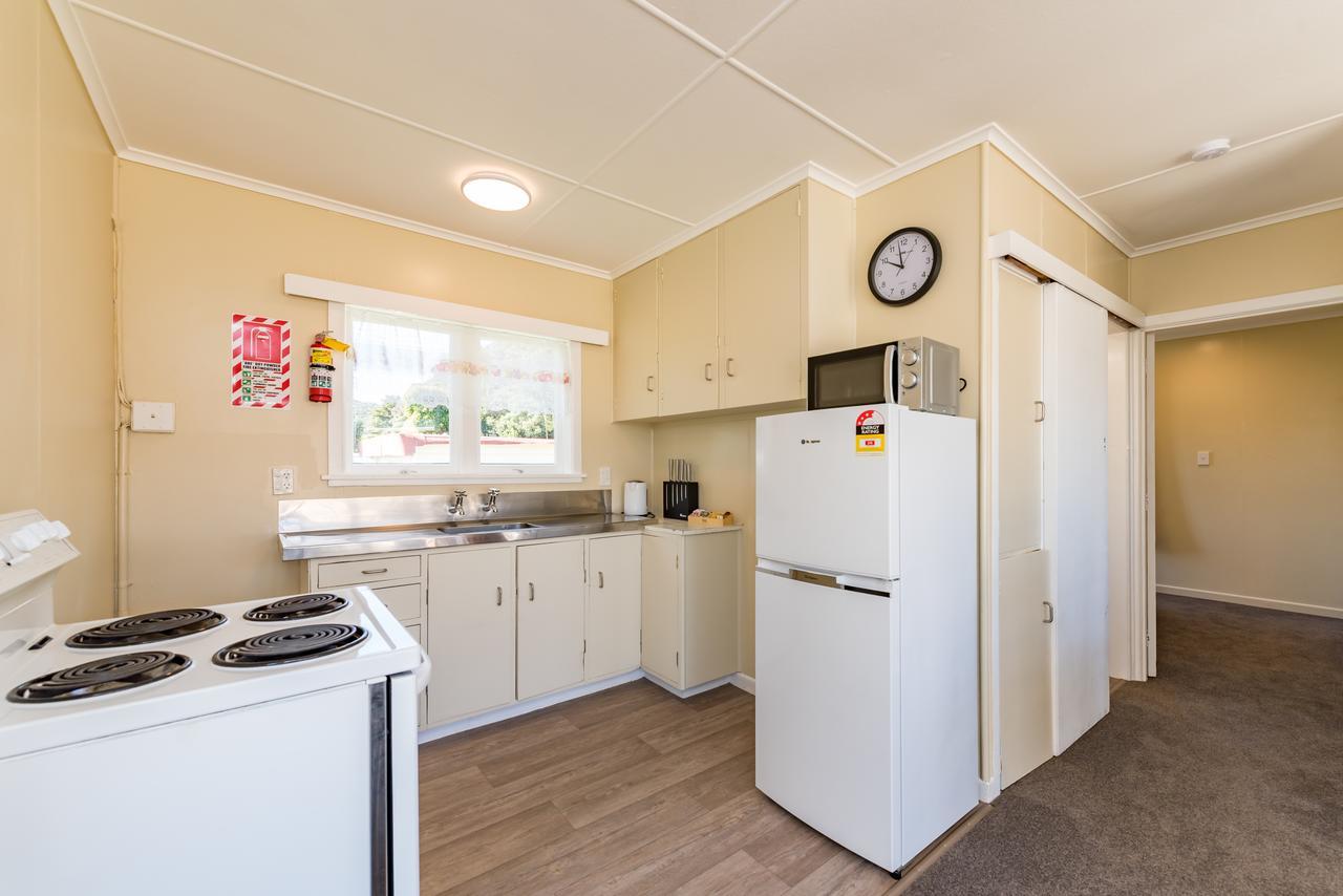 Waitangi Beach Bach 30B Εξωτερικό φωτογραφία
