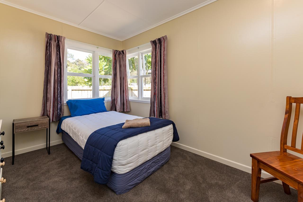 Waitangi Beach Bach 30B Εξωτερικό φωτογραφία